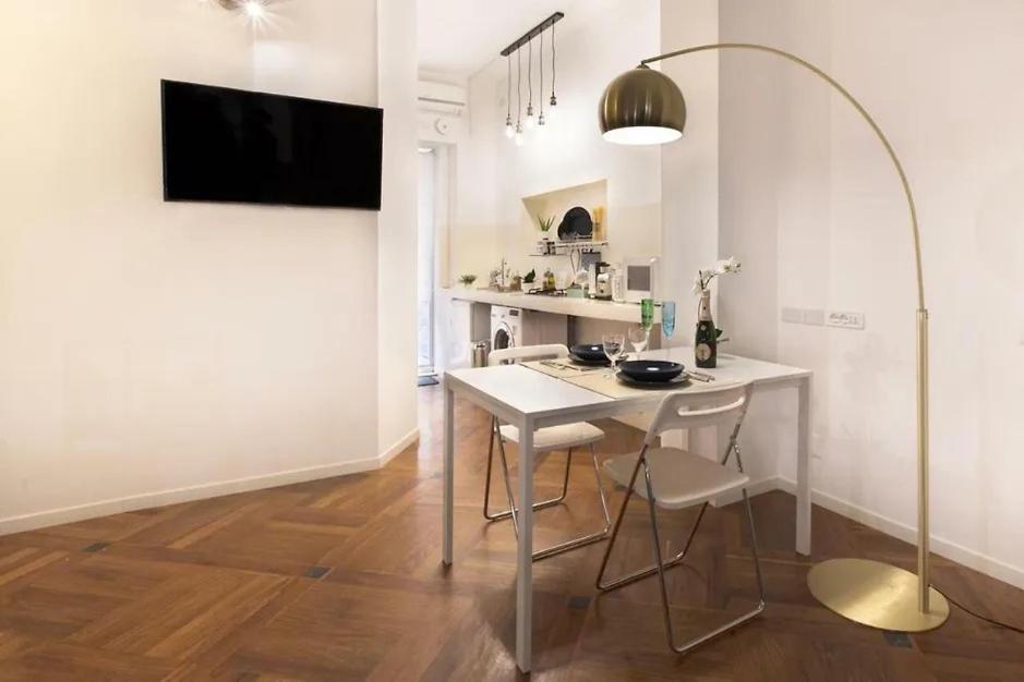 Апартаменты Piazza Martiri Flat Кальяри Экстерьер фото